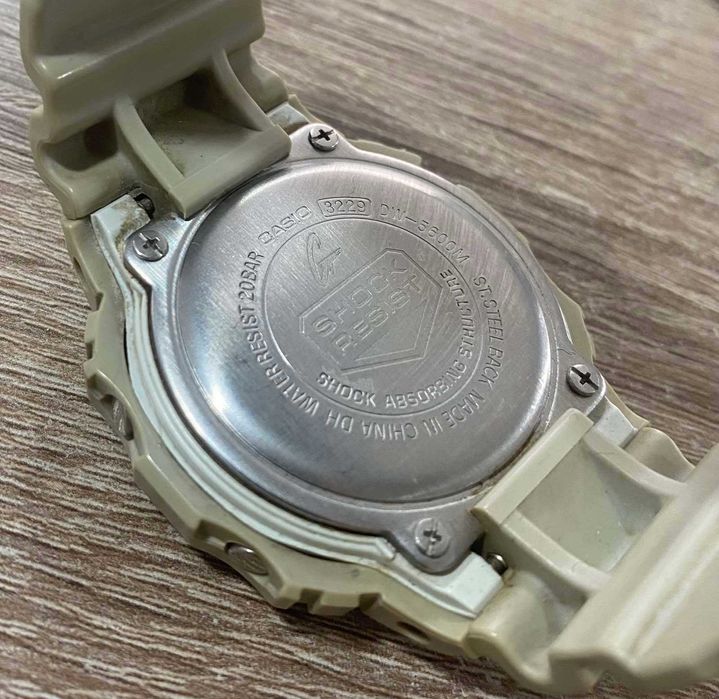 Часовник Casio G-SHOCK DW-5600