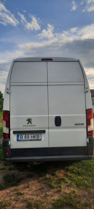 Peugeot boxer de vanzare euro 5,stare f f buna.