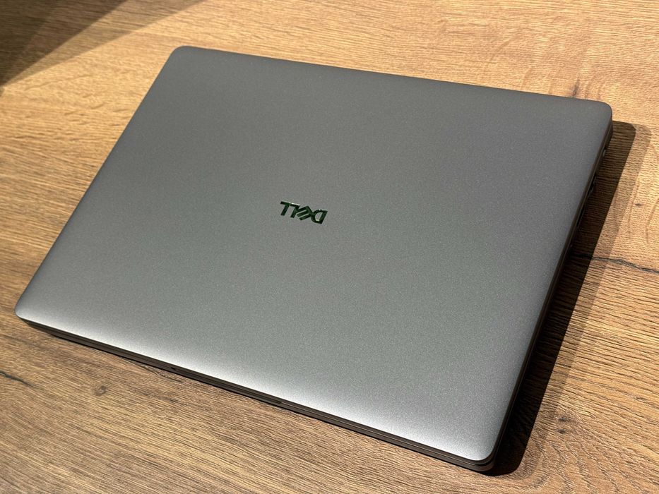 Laptop Dell Precision Pro Max 14 Workstation 14" FHD+ Ultra 5 225H 32GB Ram 512GB SSD Intel ARC Win11