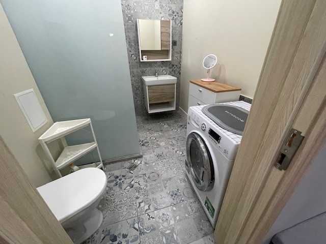 Дава се под наем Тристаен апартамент в Варна, Червен площад - 86 кв.м за 850 € - Снимка #6