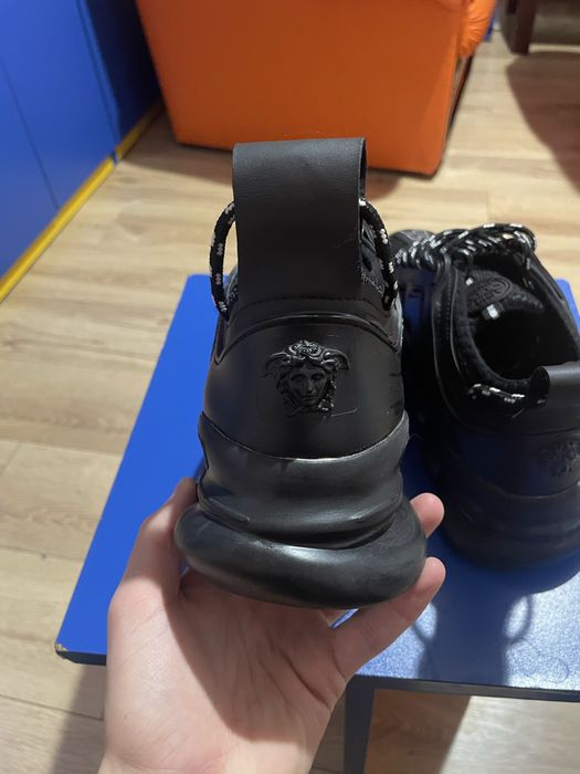 Versace Chain Reaction