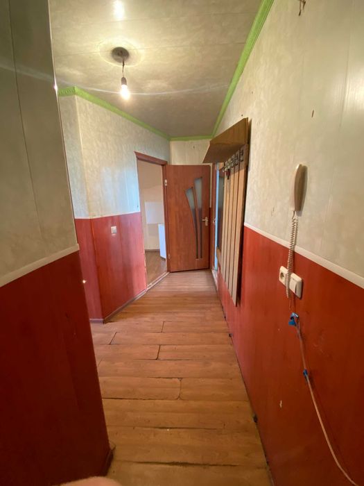 Продам 2 комнатную пед колледж