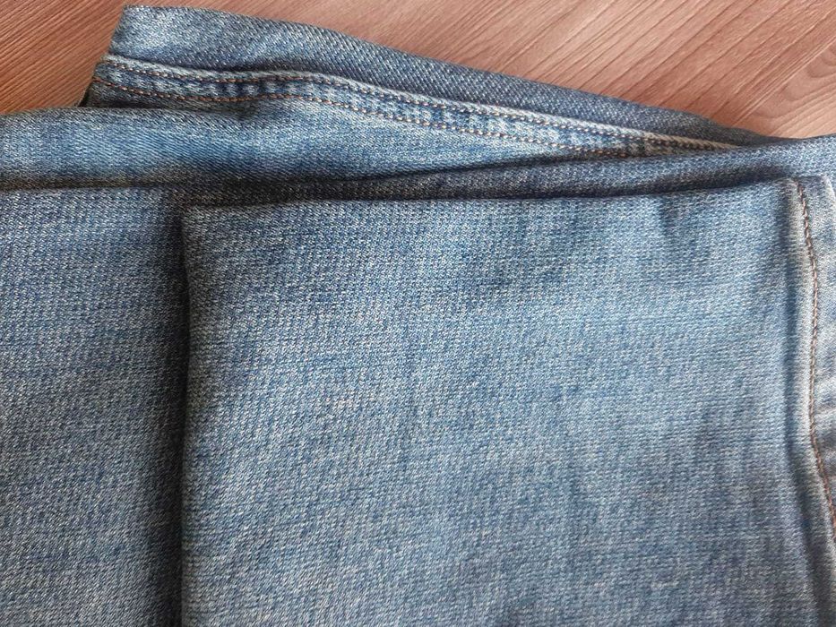 Продам мужские джинсы CLIMBER