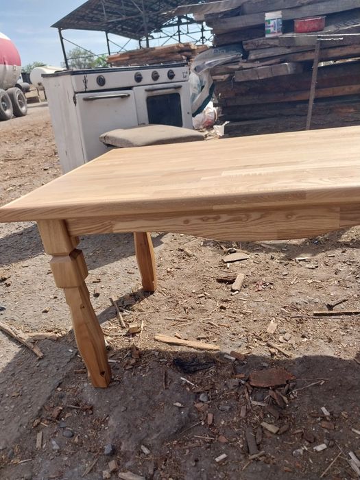 Продам столики журнальные