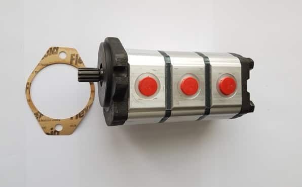 pompa hidraulica miniexcavator bobcat 220