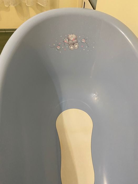 Бебешка вана със стойка