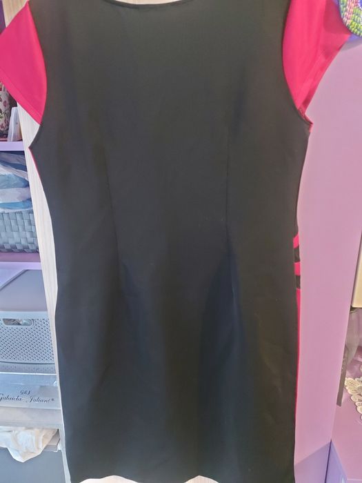 Дамски различни рокли