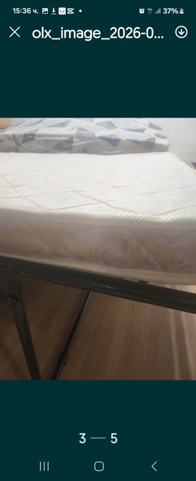 Продавам ъглов разтегателен диван с лежанка