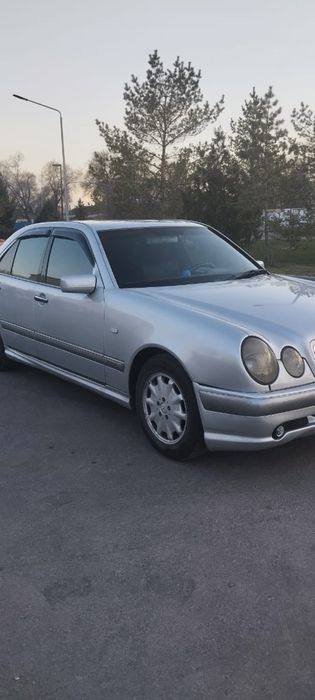 Продам Мерседес Е280