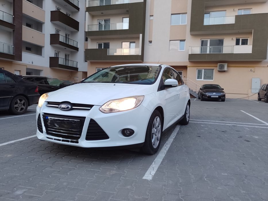 Vând Ford focus lll