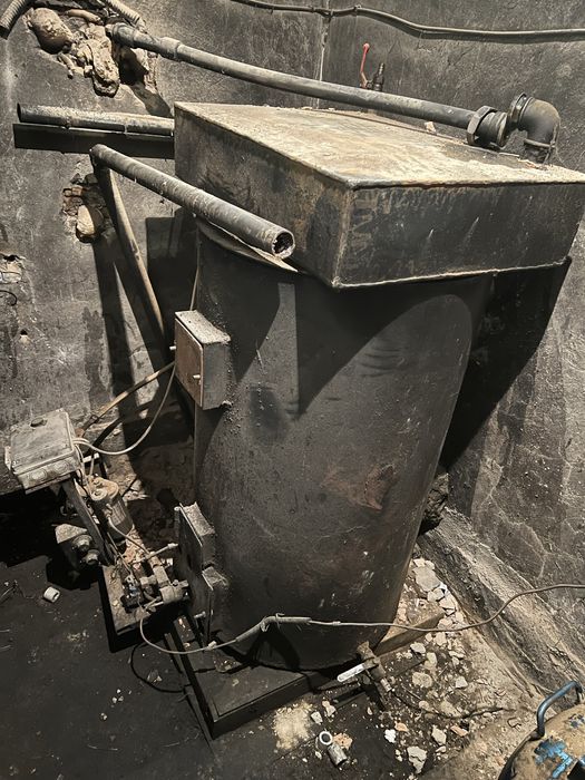 Продам печь  на отработке .