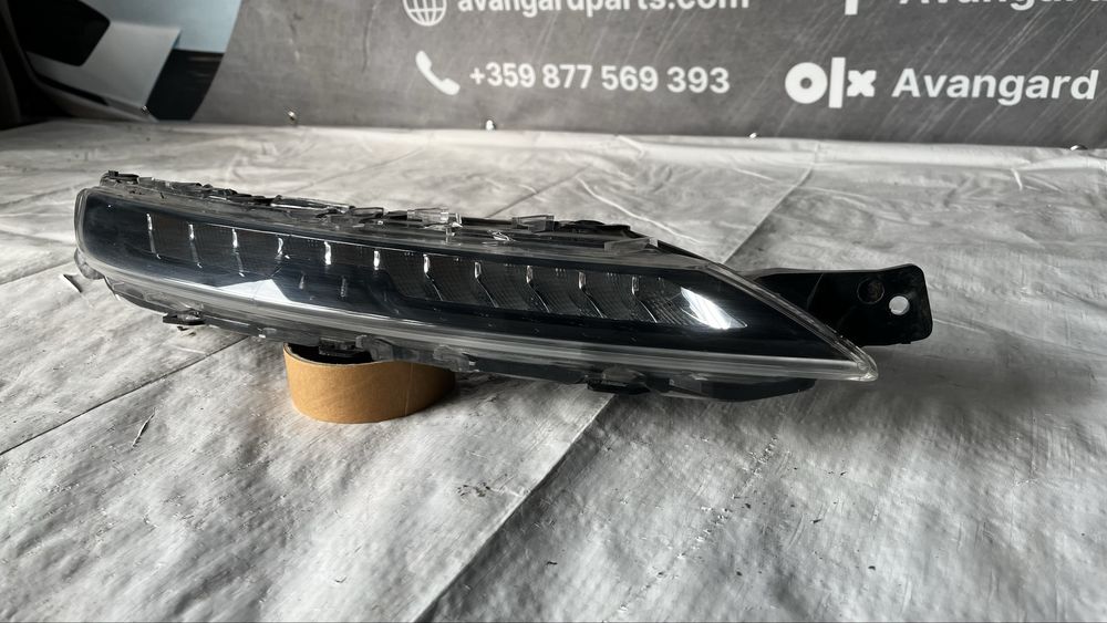 Десен фар Citroen C4 Picasso 2 (2013-2022)