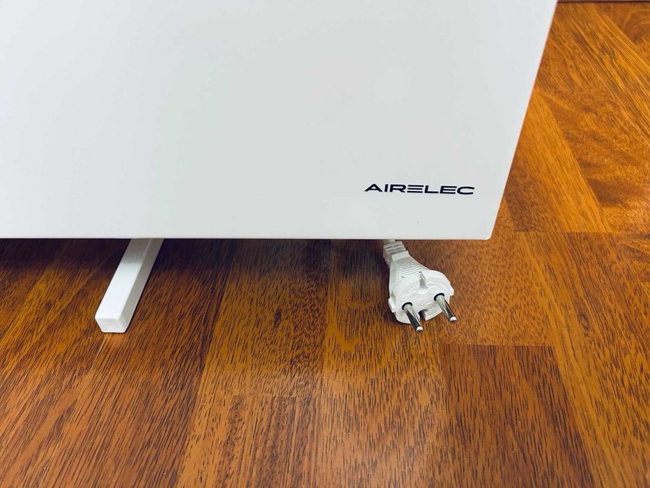 Конвектор 2000W Airelec Tactic Pro[електронен термостат/дигитално управление]
