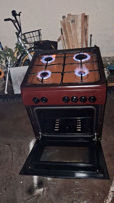 Срочно продаётся газ плиты й