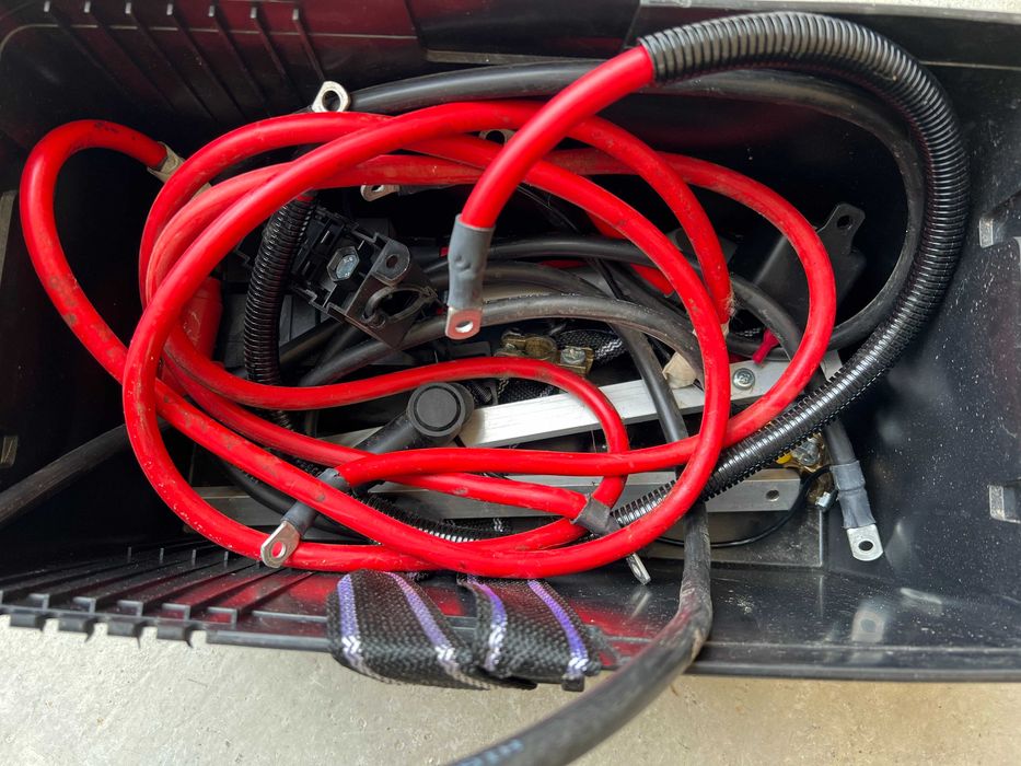Продавам инвертор 1000W!