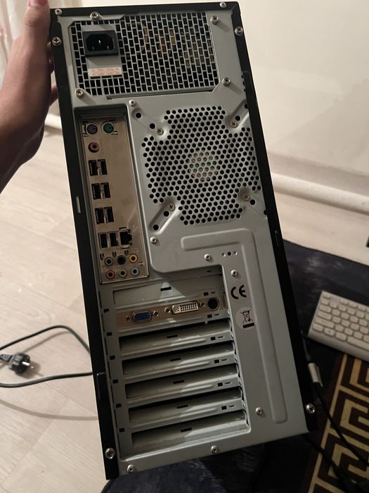 Продам компьютер б/у