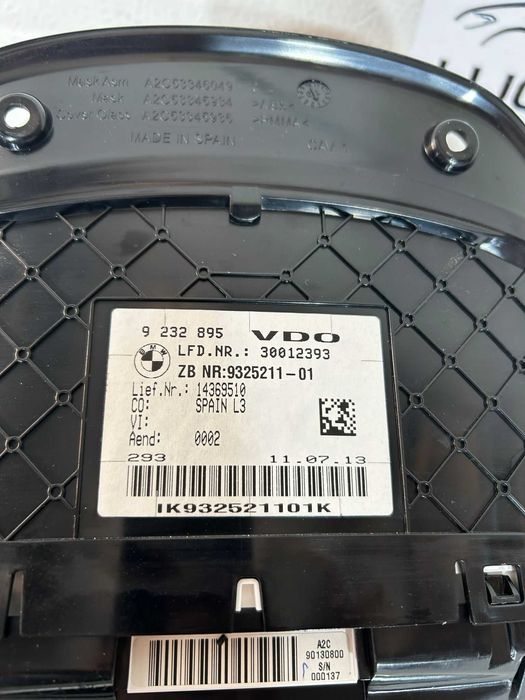 Ceas bord Panou de instrumente / Vitezometru OEM BMW F30 F31 F32 F33 (cod 9325211)