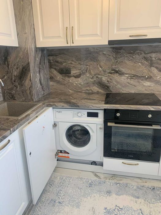 Продава се Двустаен апартамент в Пловдив, Тракия - 80 кв.м за 1688 €/кв.м - Снимка #1