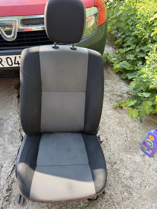 Scaune dacia duster