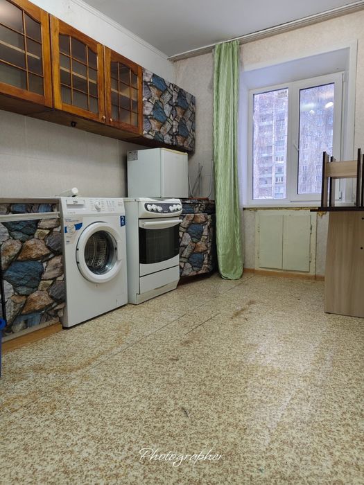 Продам 1-комнатную Назарбаева 293