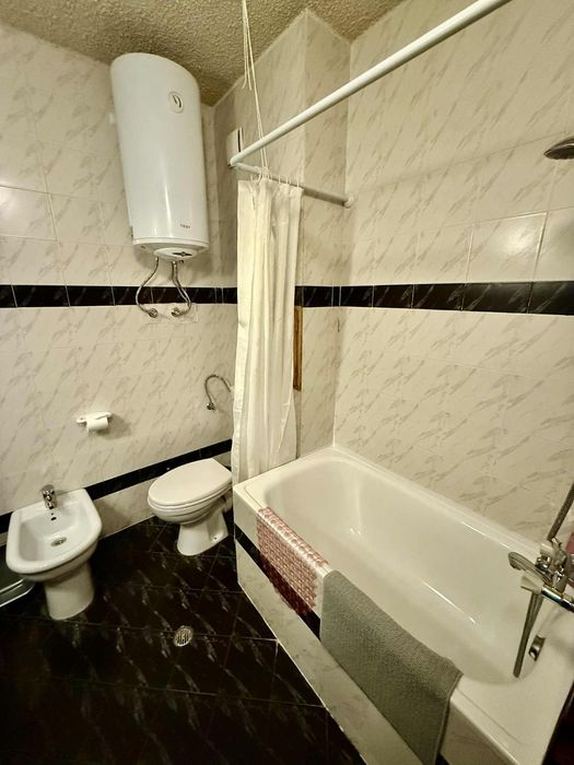 Тристаен апартамент под наем в ж.к. Лозенец, 2217666