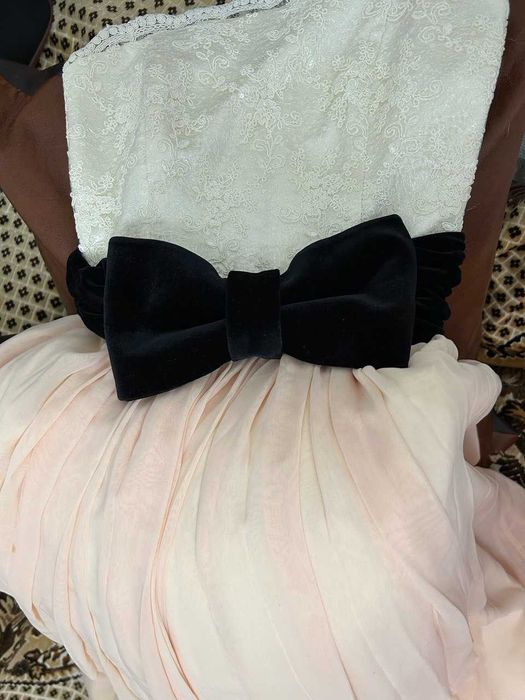 продам платье вечернее