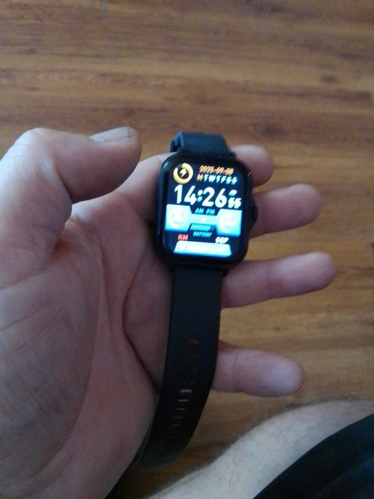 Продавам смарт часовник