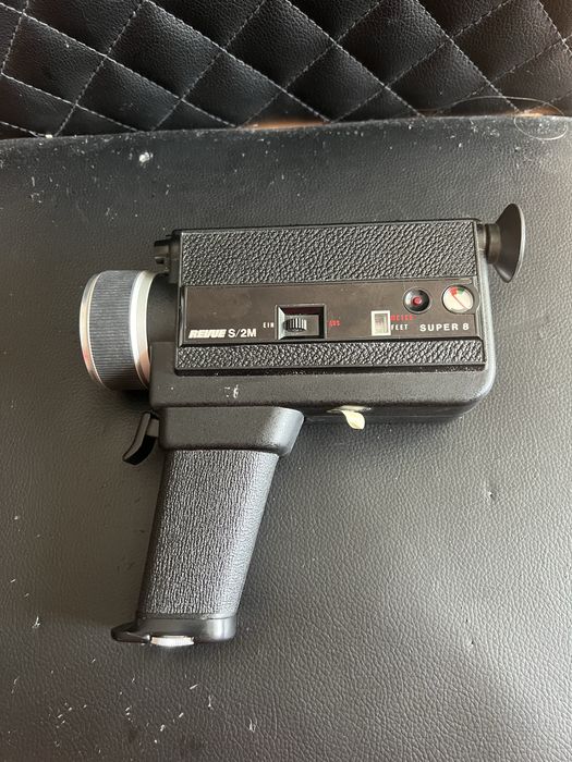 Cameră video vintage Super 8 Revue S2/M + husă, manual, film Kodak