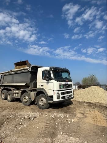 Servicii transport agregate – pământ, nisip, mraniță (1–18mc)