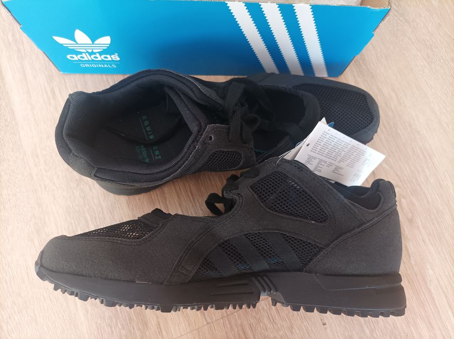 Adidas /Tommy Hifiger нови 39 1/3 летни маратонки