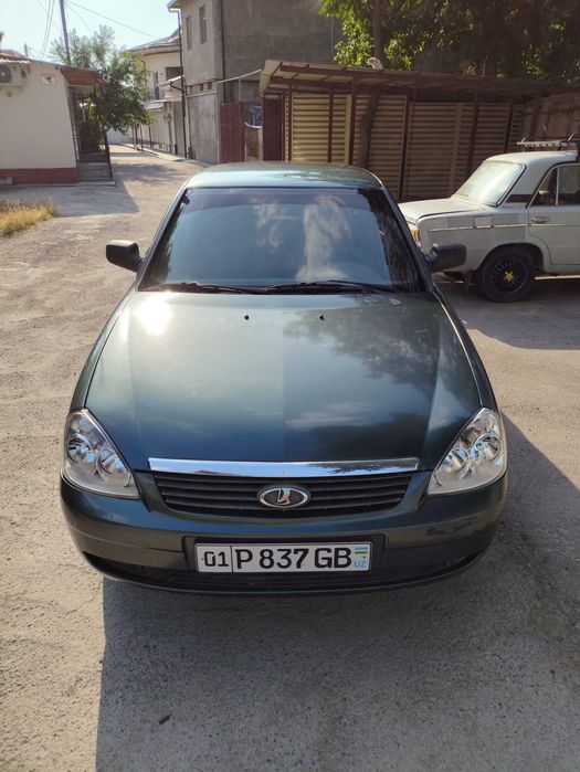 Lada Priora 2010 года