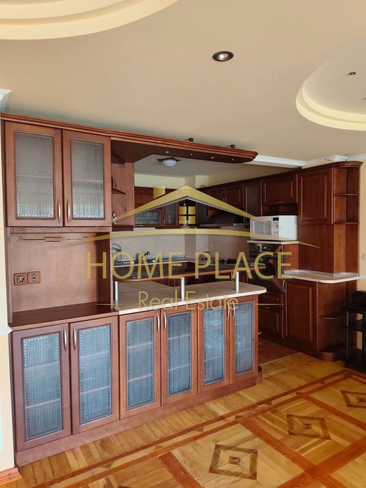 Дава се под наем Тристаен апартамент в Варна, Лятно кино Тракия - 115 кв.м за 714 € - Снимка #2