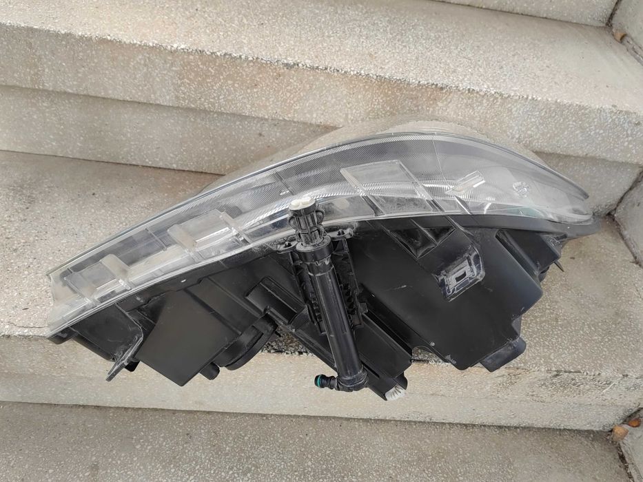 Фар Mercedes Sprinter W906 LED Xenon /Фар Мерцедес Спринтер Оригинален