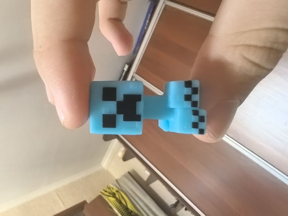 Продам редкие фигурки minecraft kinder joy