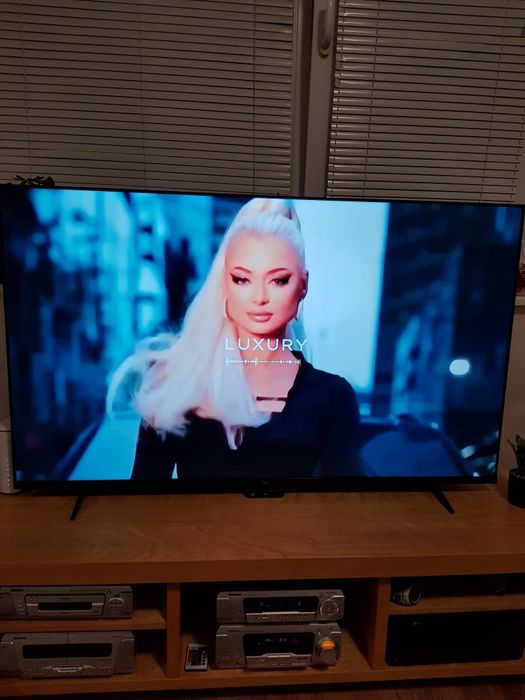 Телевизор 58 инча Next