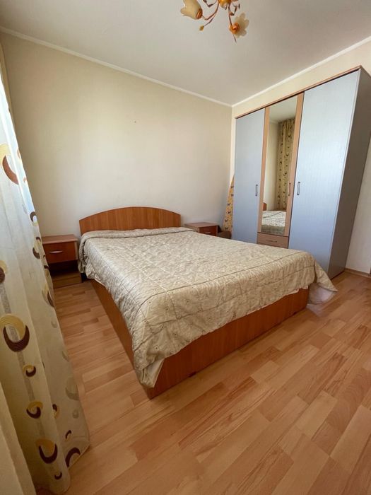 Inchiriez apartament  3 camere