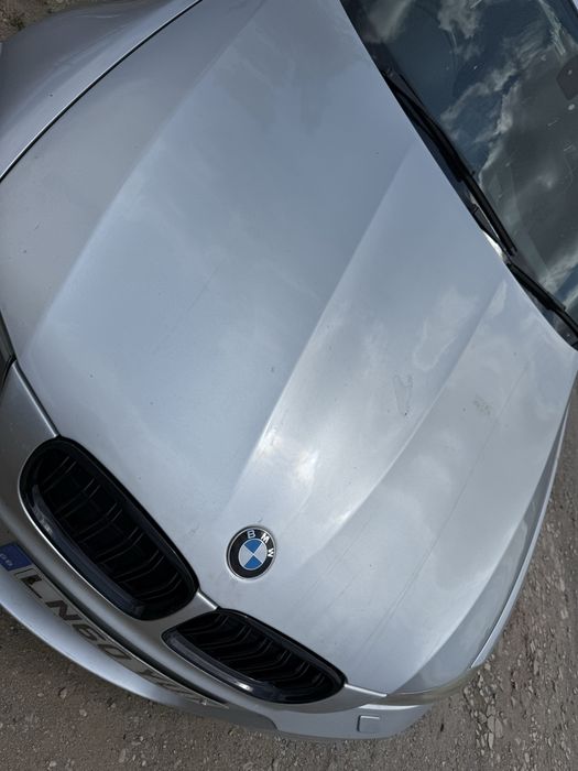 Aripa capota trager faruri bmw e90 e91 lci