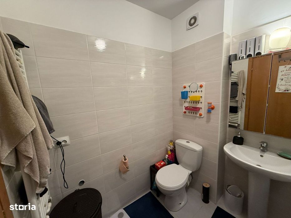 Apartament cu 3 camere si doua bai. Comision 0