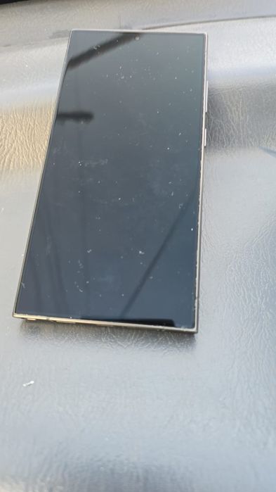 Снятый Дисплей на S24 Ultra