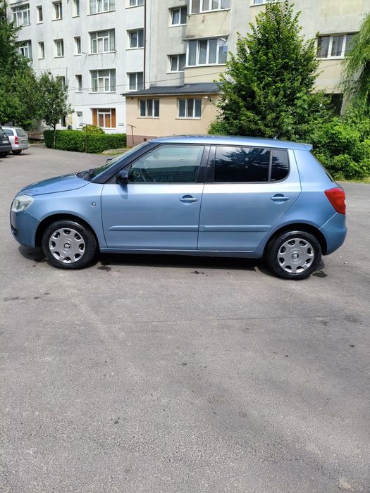 Vând Skoda Fabia 1.2 benzina 2008