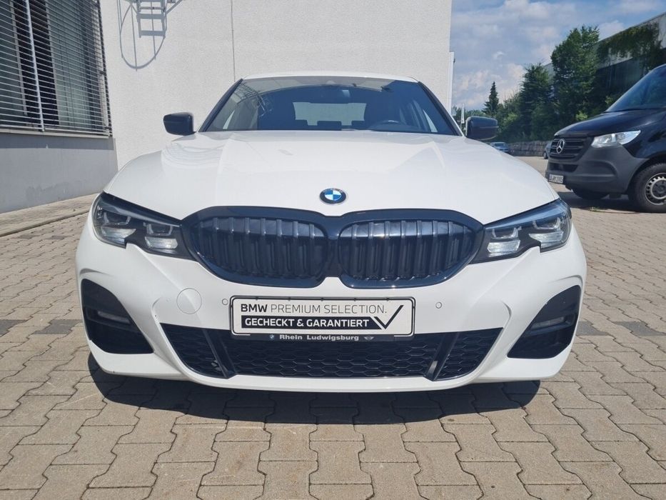 BMW 3 Series 2021 — imagine 4