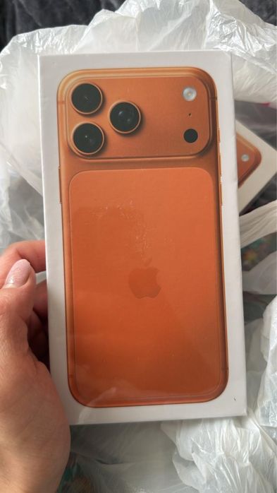 iphone 17pro max срочно