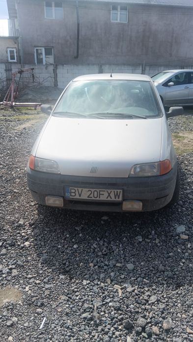 vand fiat punto 1.2 benzina acte valabile asigurare pe un an!!