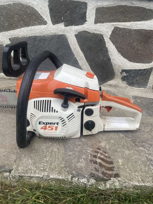 Vând drujbă Ruris Expert 451, în stare foarte bună de funcționare!