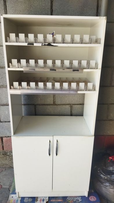 Продам сигаретную полку