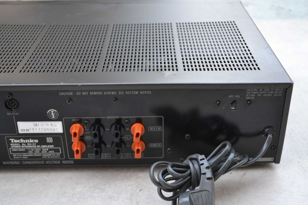 Amplificator Technics SU V 7