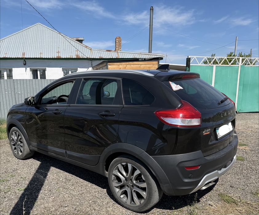 продам lada xray cross