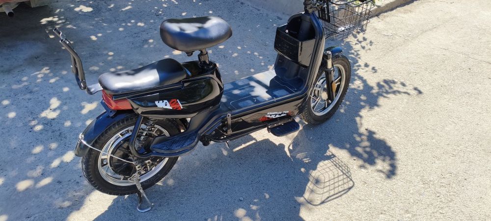 Scuter 60km yuradi tezligi 55