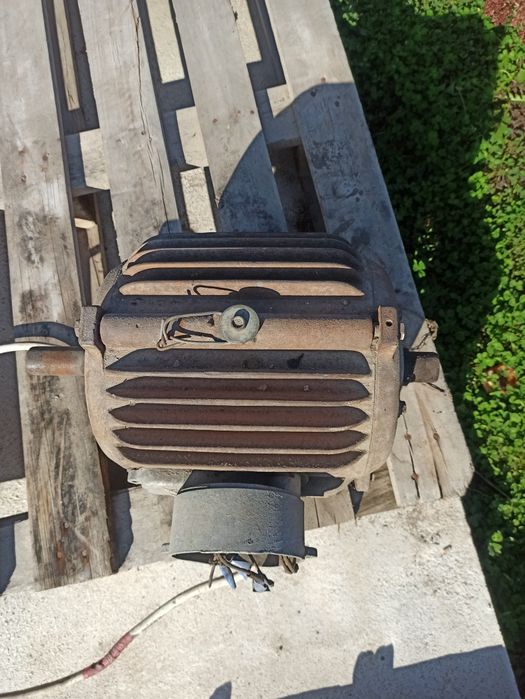 Продам электромотор