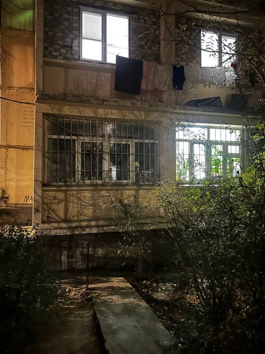 Срочна Массив 5 Прадаётса 2/1/5